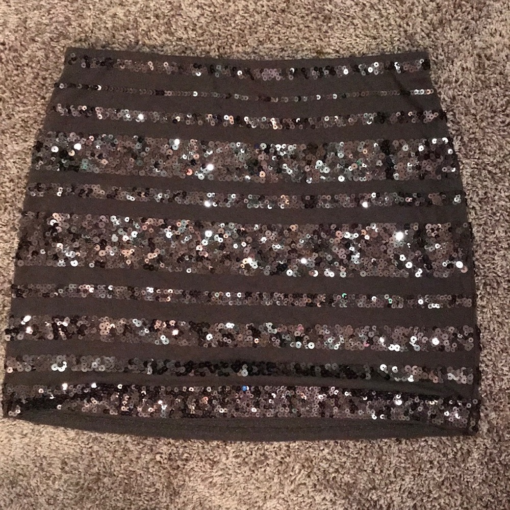 Sequence skirt
